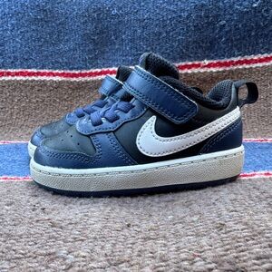 Nike Kids Sneakers - Navy and White